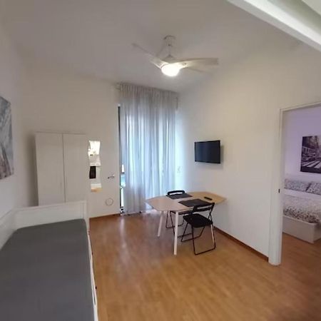 Апартаменты Bilocale Al Nolo, Metropolitana Mm1 Pasteur Милан Экстерьер фото